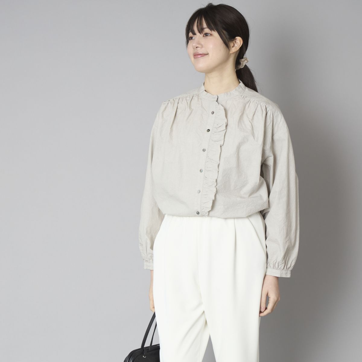 sohi/フリルシャツ